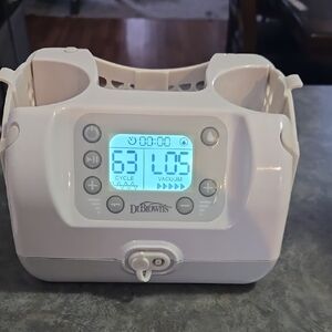 Dr. Brown's White Breast Pump with Digital Display